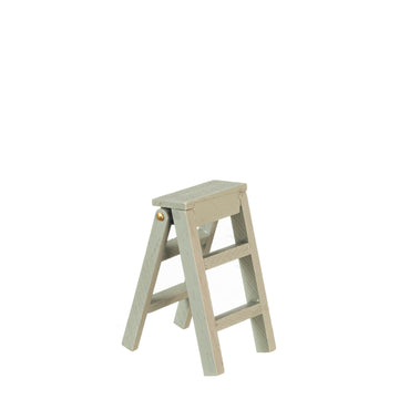 1:12 Scale Free Standing Stepladder - Mini Materials