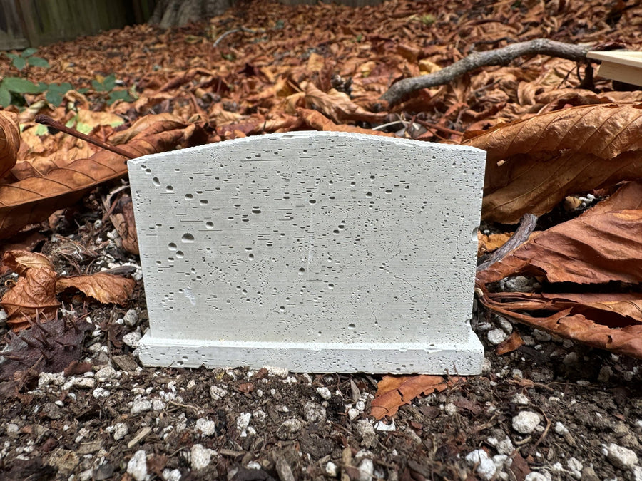 1:12 Scale Mini Large Tombstone - Mini Materials